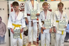 9b74bb2f-caa1-4e27-ab74-c692d9062a58