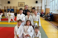 41c9aa0a-31db-44e7-aebe-8ace99759918